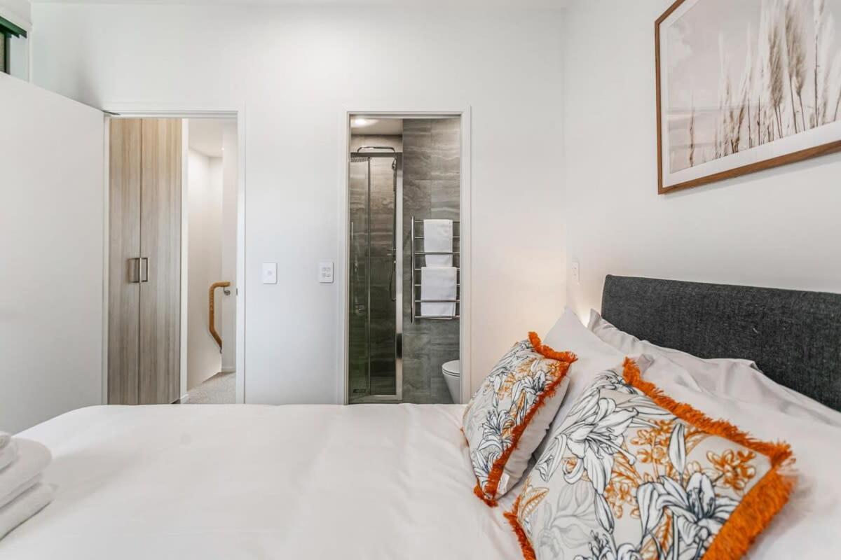 Fresh & Sleek Grey Lynn Unit With Private Patio Apartamento Auckland Exterior foto