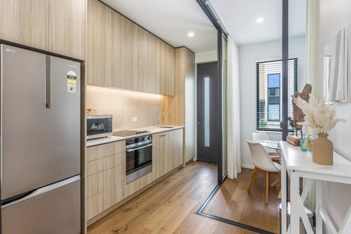 Fresh & Sleek Grey Lynn Unit With Private Patio Apartamento Auckland Exterior foto